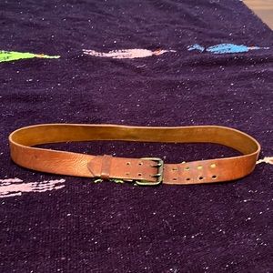 Vintage women’s leather belt